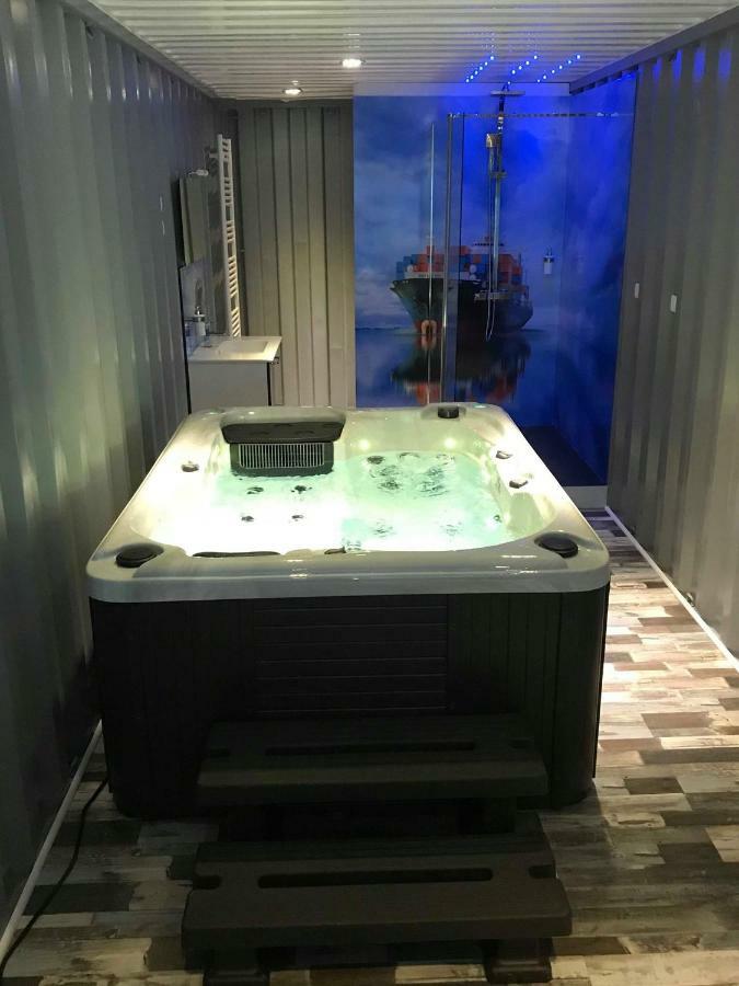 Les Docks Insolite & Spa Apartment Berck Bagian luar foto